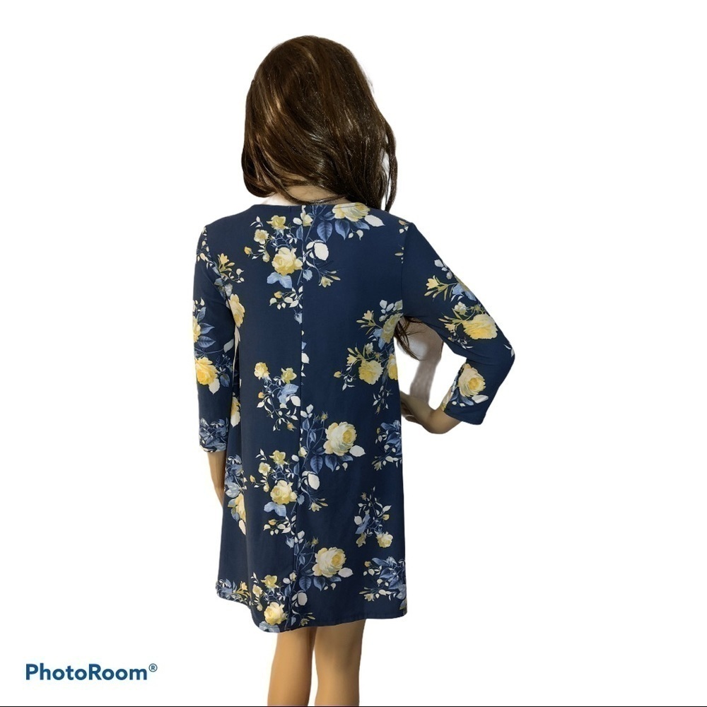 RUE21 FLORAL 3/4 SLEEVE DRESS - Picture 2 of 4